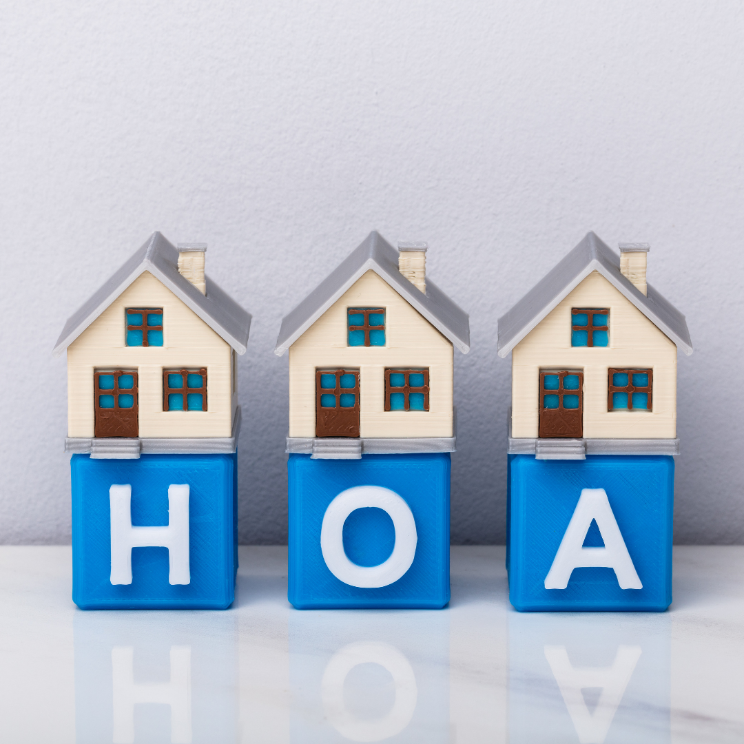 Evaluating the Pros and Cons of HOAs