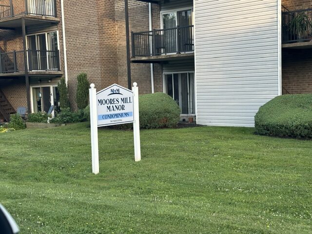 Moores Mill Manor Homes for Sale